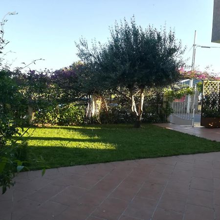 Tirso B&B Tortolì Exteriör bild
